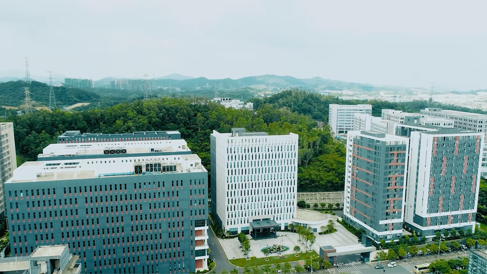 绿色成就单出炉！EMC易倍体育官方网站成功获评2025年丽江市绿色工厂